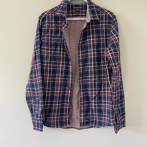 BUTTON DOWN SHIRT!! - Picture 3 of 9